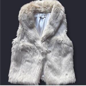 Y2K Forever 21 Fur Vest